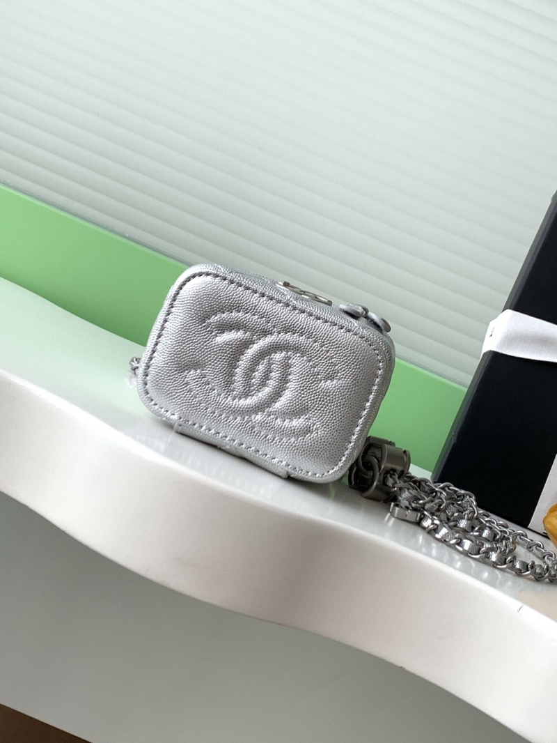 Ch**el cosmetic bags